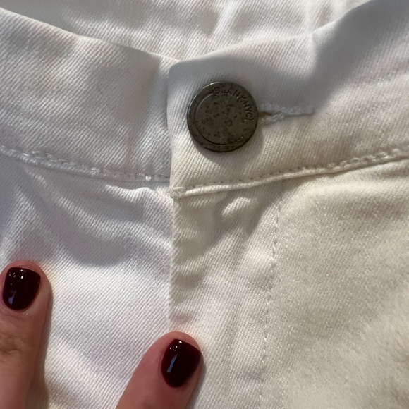 BLANKY NYC / White Jean Shorts / Size 27 - Picture 2 of 4